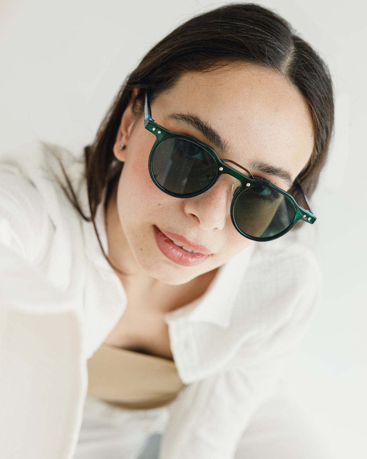 Chocka Verde deep green sunglasses, frame view