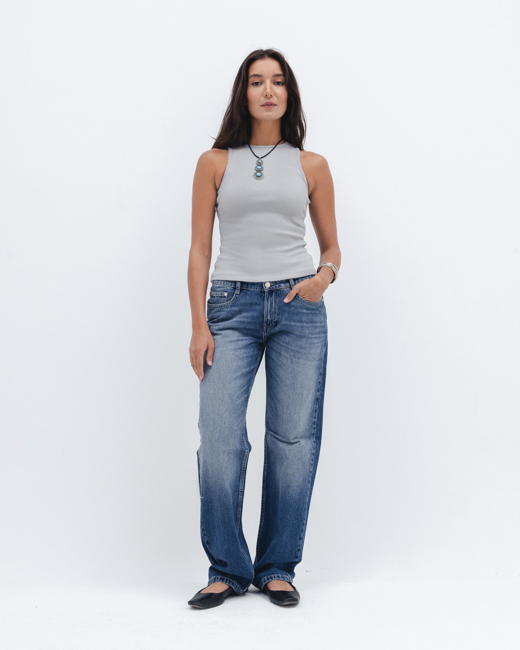 Chocka women's grey ribbed crewneck top styled outfit