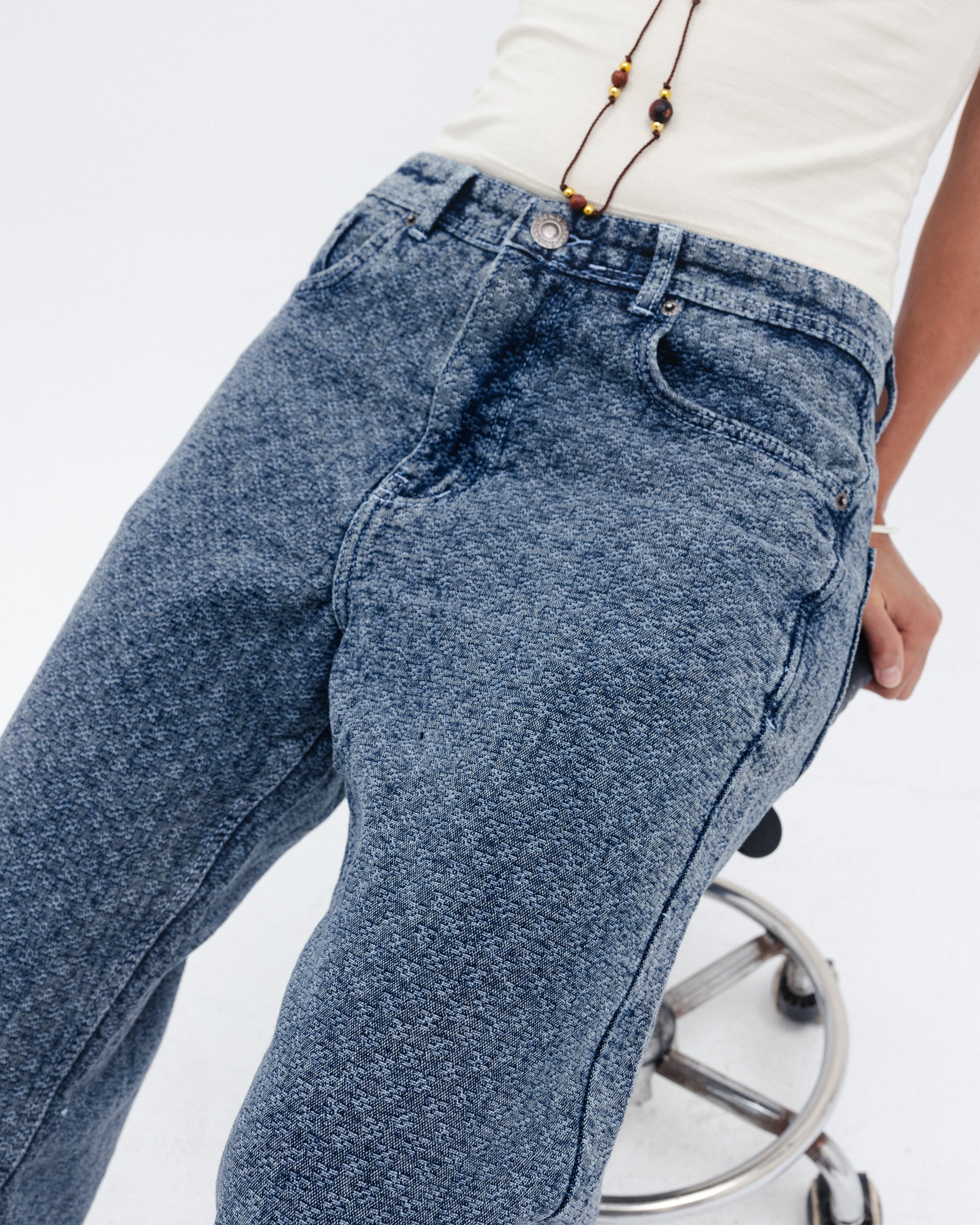 Chocka women's retro jeans styled outfit