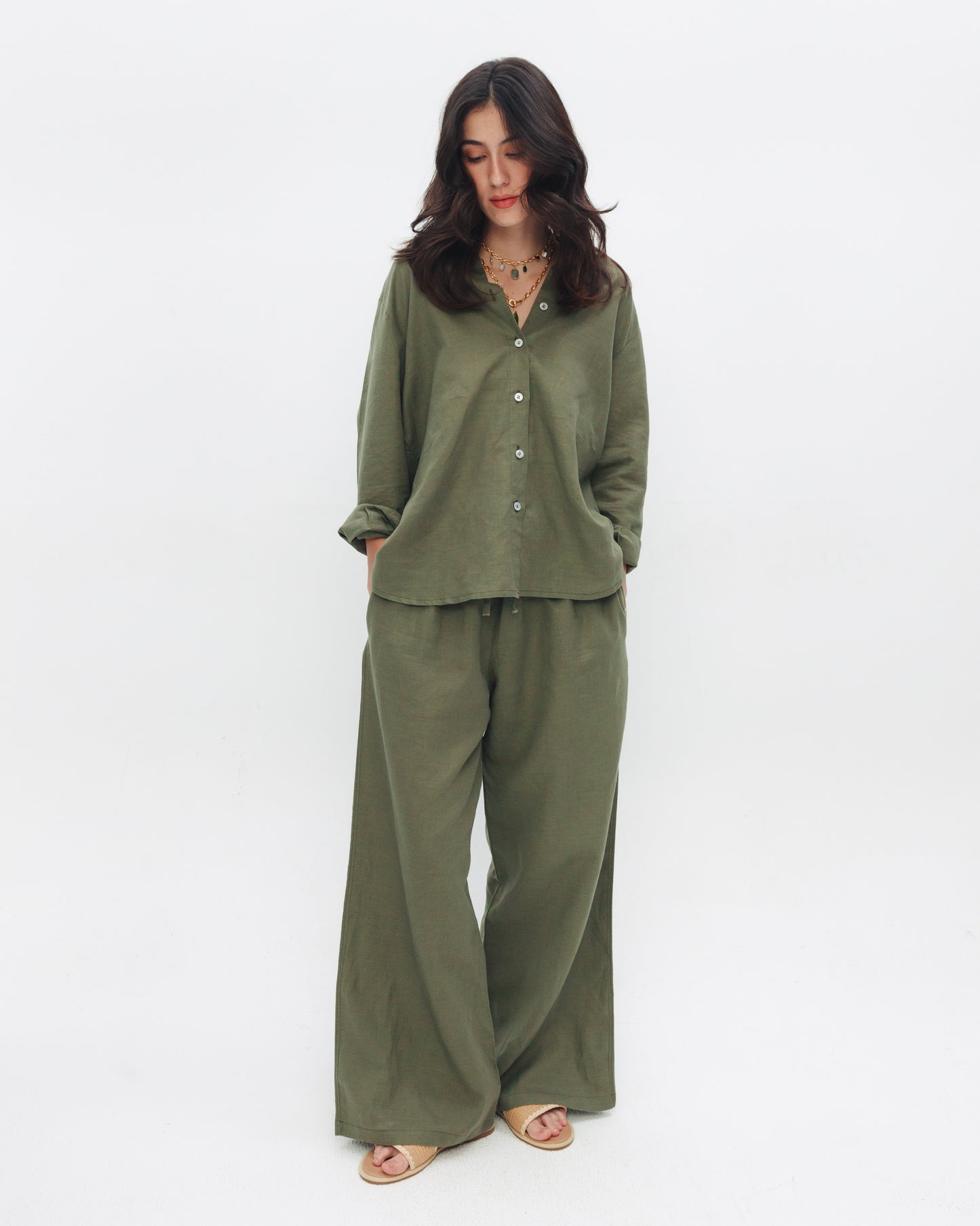 Chocka women's olive linen shirt styled outfit