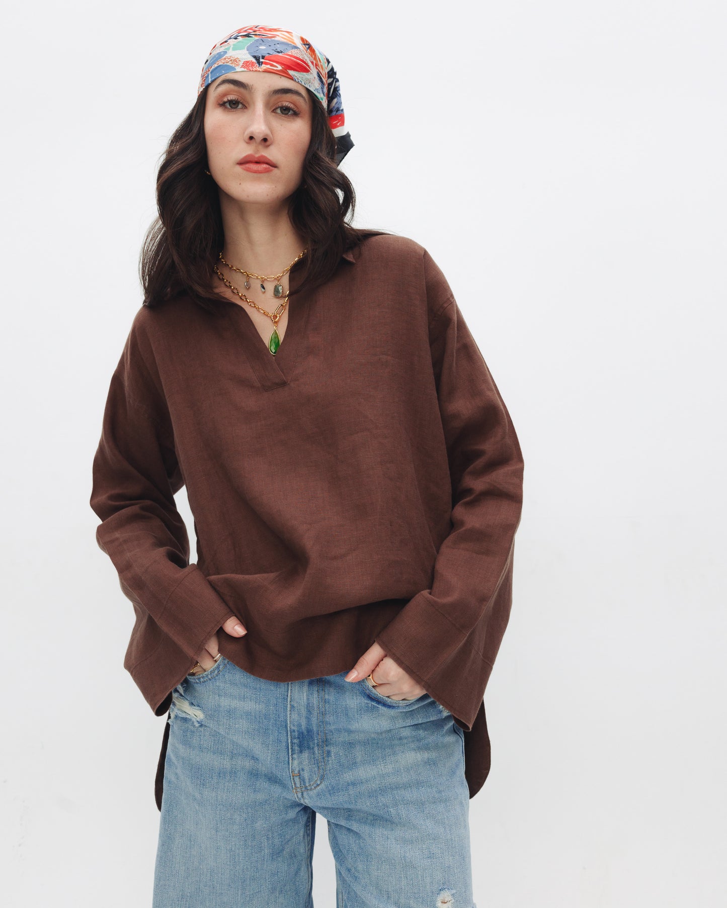 The Linen Blouse — Brown