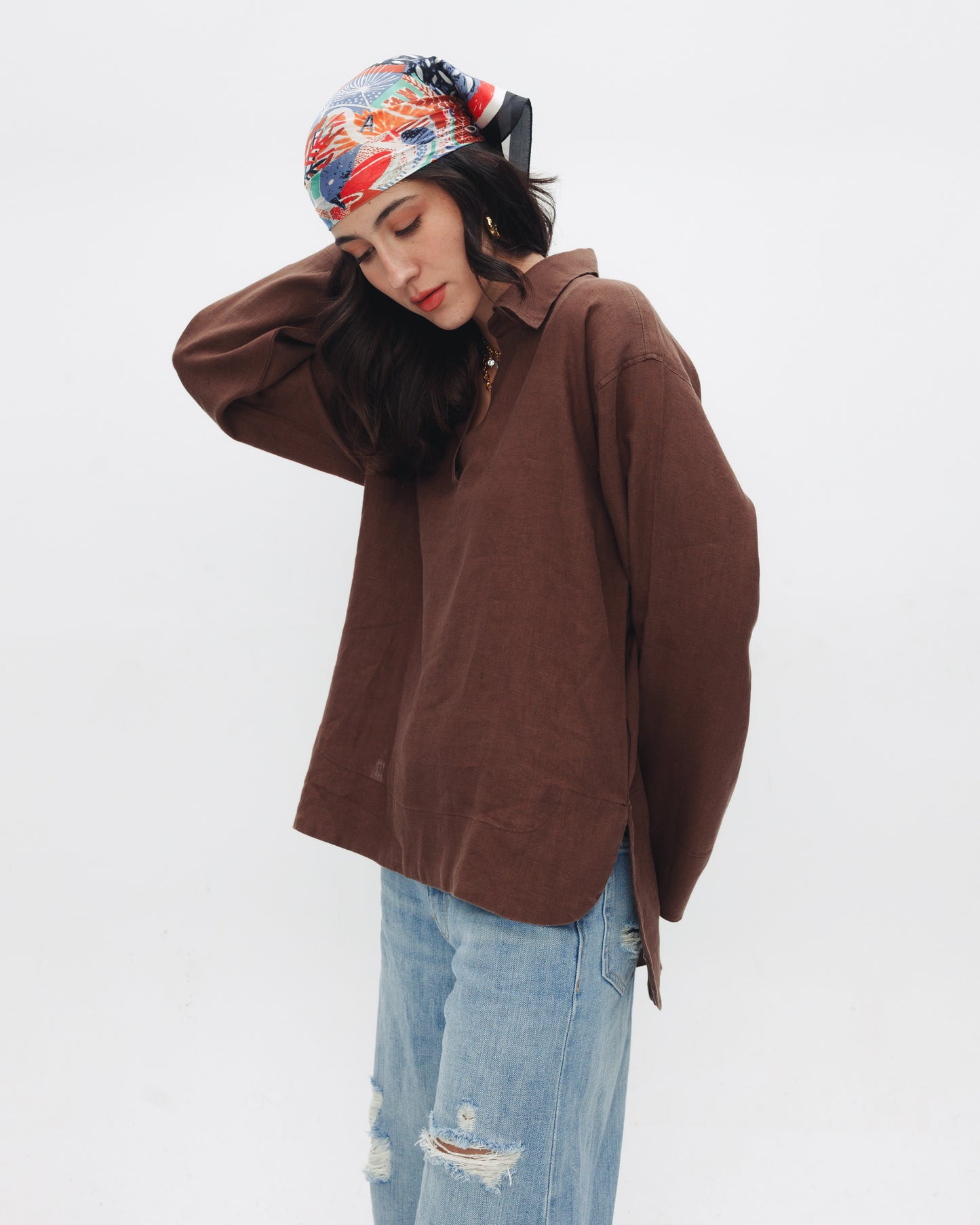 The Linen Blouse — Brown
