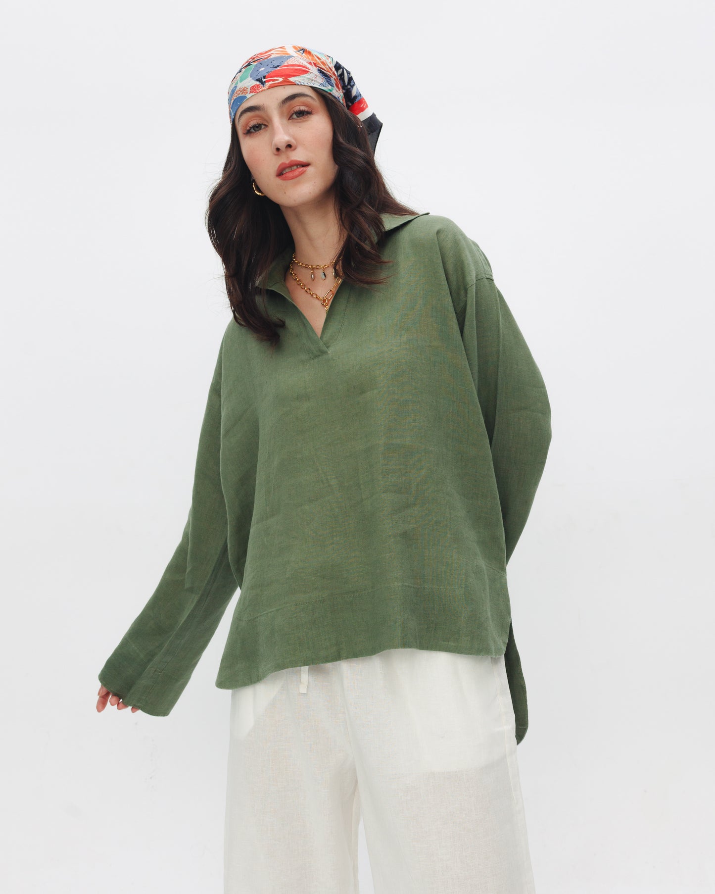 The Linen Blouse — Olive
