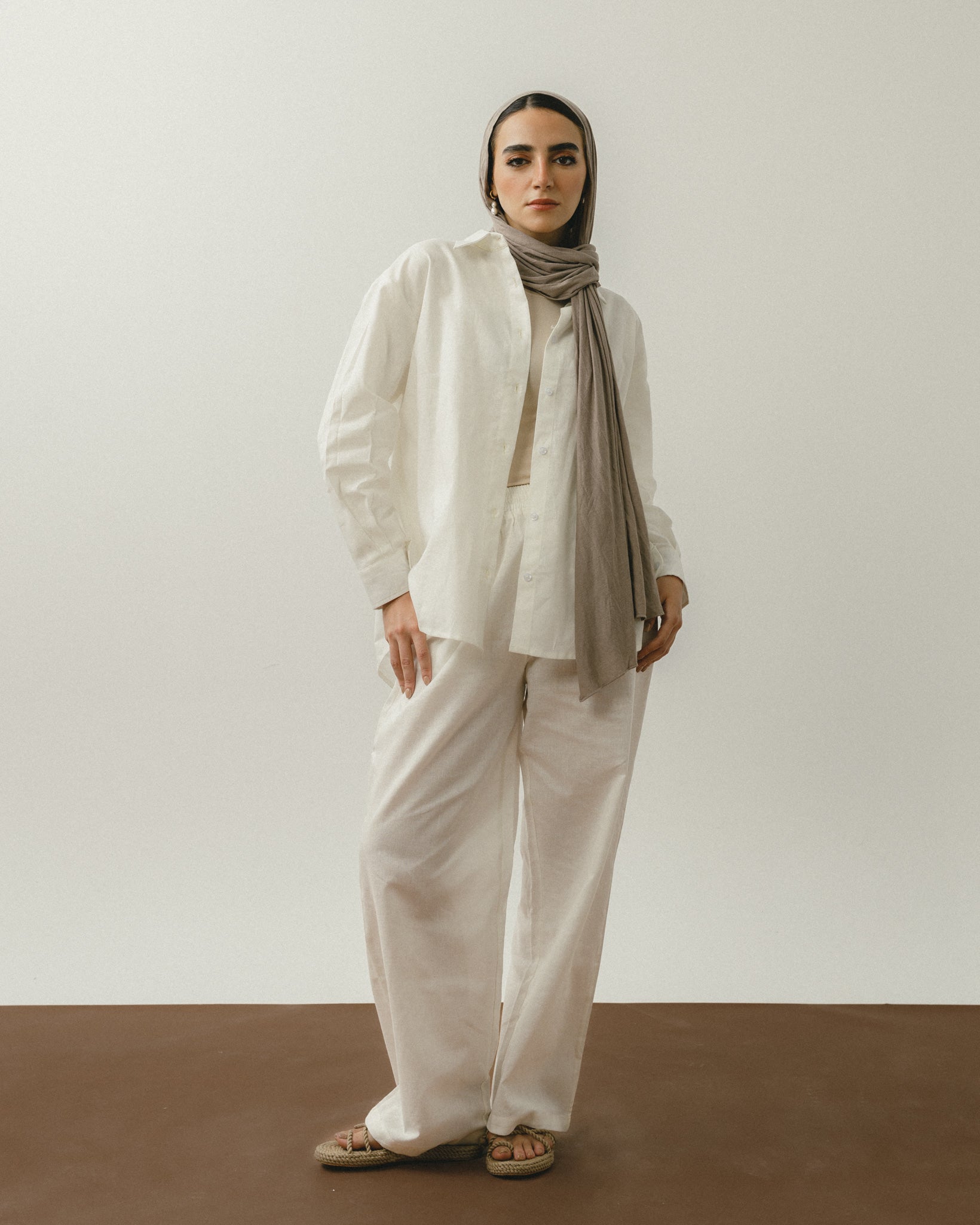 Women's white linen shirt by Chocka