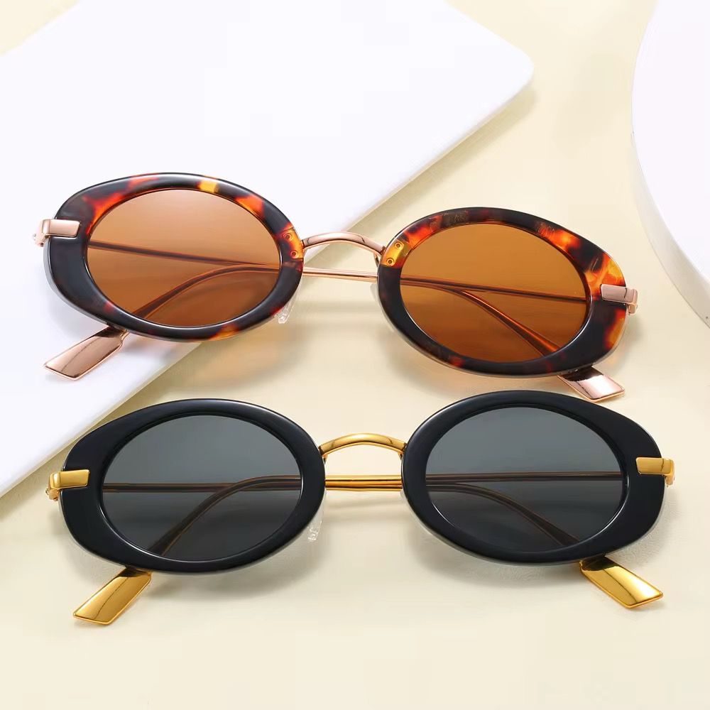 Chocka Luna Shades sunglasses, frame view